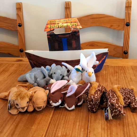 Beverly Hills Teddy Bear Co. Noah's Bean Mates Set - Picture 1 of 14